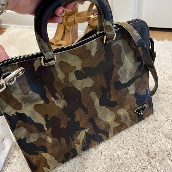 Prada Leather Lap top Breifcase - Picture 4 of 6